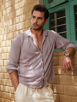 Campus Sutra - Men Pastel Purple Weave-Panel Shirt