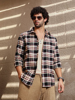 Campus Sutra - Men Midnight Black & Buff Beige Dark-Plaid Relaxed Shirt