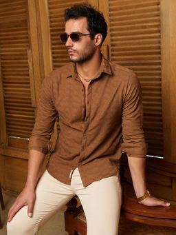 Campus Sutra - Men Tan Chevron-Tactile Shirt