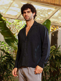 Campus Sutra - Men Onyx Black Stripes Relaxed Shirt