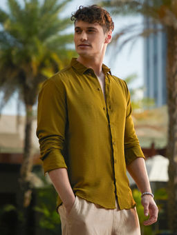 Campus Sutra - Men Green Distorte-Woven Regular Shirt