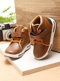 Tiny Bugs - Boys Anckle Length Boots - Tan