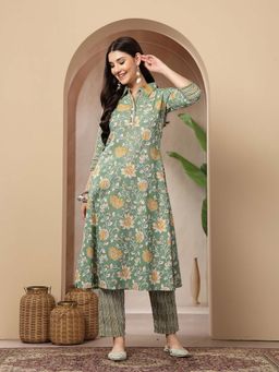 Stylum - Green Floral Collar Neck Kurta and Pant