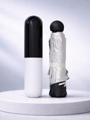 Black color option, Currently selected