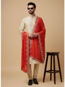 Red color option, Sold out, Currently selected