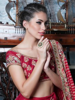 Odette - Gold Embellished Ring