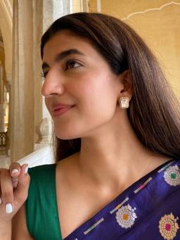 AVSA JEWELS - White Sumedha Rectangular Polki Stud Earrings