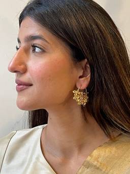 AVSA JEWELS - Gold Floral Bali Earrings