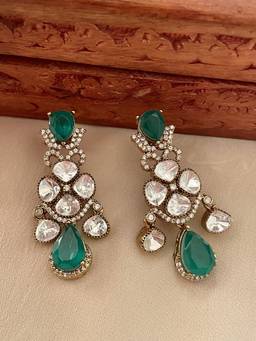 AVSA JEWELS - Gold Zahira Polki and Emerald Earrings