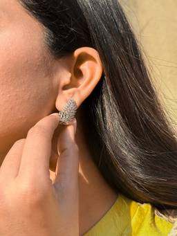 AVSA JEWELS - Silver Tara Zircon Stud Earrings