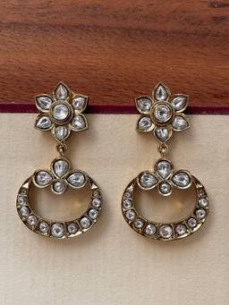 AVSA JEWELS - White Nuri Polki Earrings