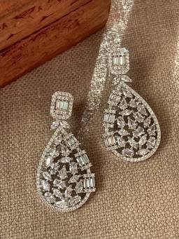 AVSA JEWELS - White Roohi Zircon Earrings