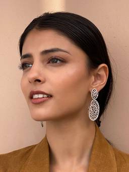AVSA JEWELS - White Yoshika Twinkling Zircon Earrings
