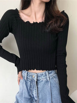 Outzidr - Black Squared Neck Scallop Top