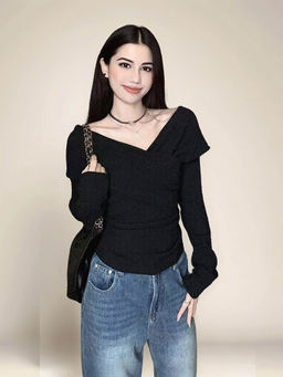 Outzidr - Black Off-Shoulder Ribbed Knit Top