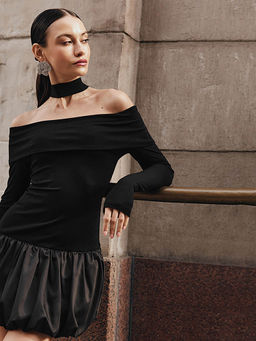 Outzidr - Black Bardot Top