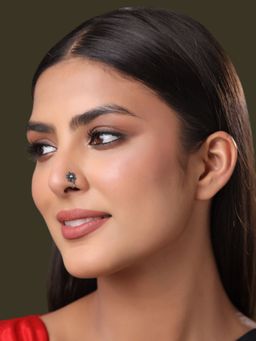 VIRAASI - Silver-Plated Oxidised Clip-On Nosepin