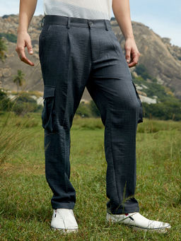 Campus Sutra - Men's Charcoal Crinkled Utility Trouser