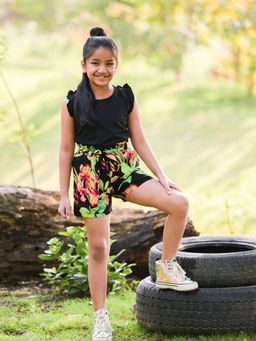 Fairies Forever - Fairiesforever Black Plain Top With Floral Shorts (Set of 2)