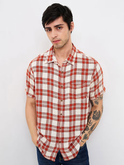 Spykar - Men Red Slim Fit Checks Half Sleeves Casual Shirt