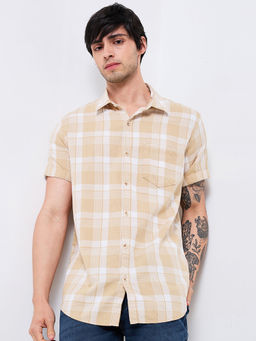 Spykar - Men Beige Slim Fit Checks Half Sleeves Casual Shirt