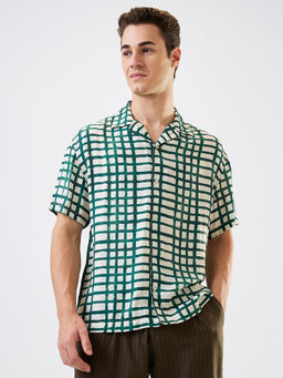 Spykar - Men Green Relaxed Fit Checks Half Sleeves Shirt