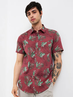 Spykar - Men Red Slim Fit Printed Half Sleeves Casual Shirt