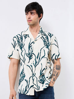 Spykar - Men Green Relaxed Fit Printed Half Sleeves Casual Shirt
