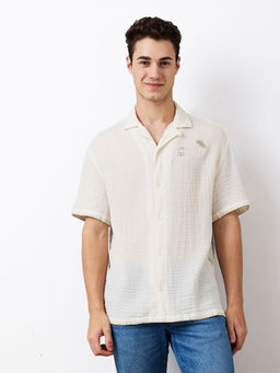 Spykar - Men Off White Relaxed Fit Printed Half Sleeves Casual Shirt