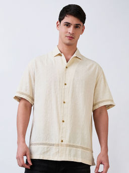 Spykar - Men Off White Relaxed Fit Self Design Casual Shirt