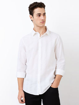 Spykar - Men White Slim Fit Stripes Full Sleeves Casual Shirt