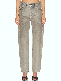 Diesel - Mid Rise Straight Leg
