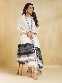Fabindia - Off White Woven Dupatta