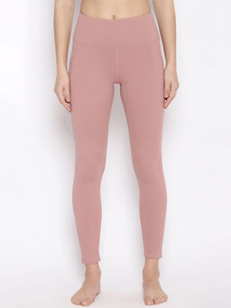 IKI CHIC - Peach Bum Side Pocket Yoga Leggings