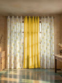 Yellow color option, Currently selected