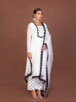 Jiraazi - Dastaan Kurta With Pant And Dupatta