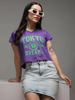 DILLINGER - Womens Short Sleeve Regular Cropped V-Neck Varsity Printed T-shirt