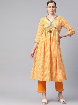 Readiprint - Women Orange Printed Kurta with Pant (Set of 2)