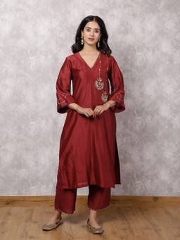 Spring Soul - Maroon Chand Bali Silk Chanderi Kurta With Pant