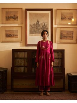 Label Earthen - Sunari Dhaari Zari Kalidar Kurta with Pant (Set of 2)