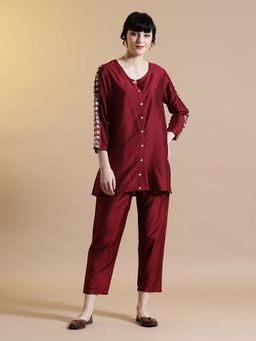 STYLEBAAZI - Embroidered Maroon Silk Blend Straight Kurti with Pant (Set of 2)