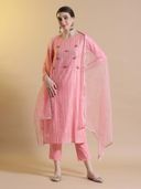 Peach color option, Sold out, Currently selected