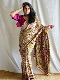 Sundarii - Beige Misti Kalamkari Printed Saree with Unstitched Blouse
