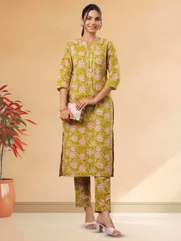 CUSTARD - Women Green Cotton Floral Kurta with Pant (Set of 2)