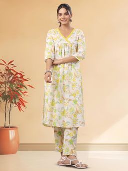 CUSTARD - Women Yellow Cotton Floral Kurta with Pant (Set of 2)