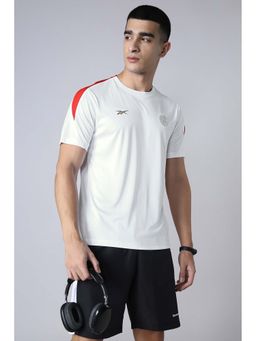 Reebok - White Self Design Polyester Blend Regular Fit T-Shirt