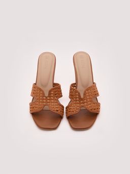 DA NAPPA - Tan Ruelle Spool Heels