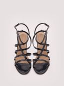 Black color option, Sold out, Currently selected