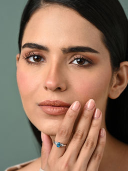 CLARA - Women 925 Silver Plated Adjustable Juni Blue Oval Solitaire Ring