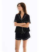 Black color option, Currently selected